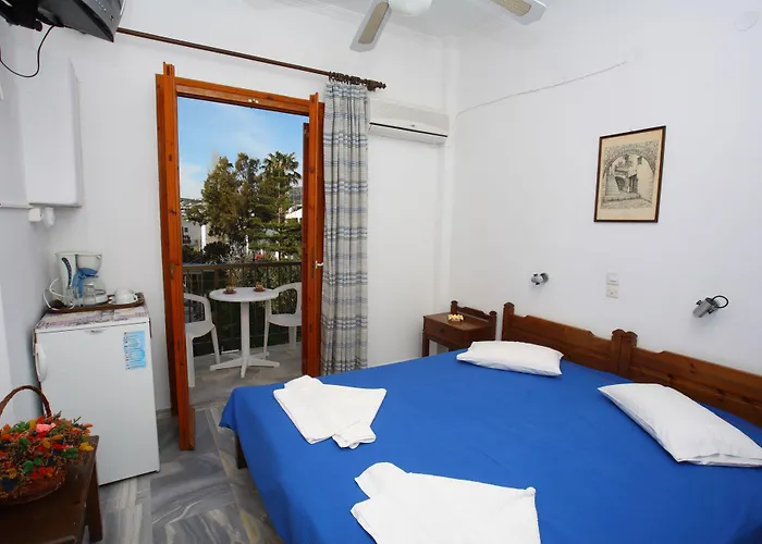 Πανσιόν Marisa Πάρος