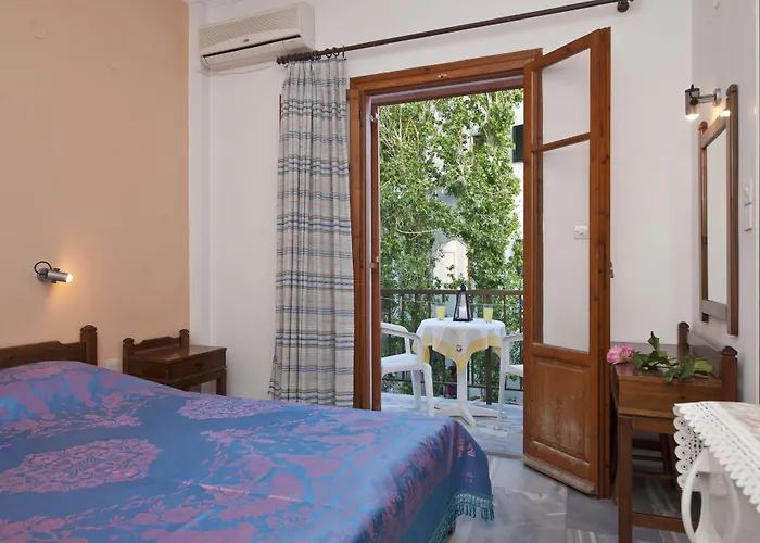 Marisa Πανσιόν Πάρος